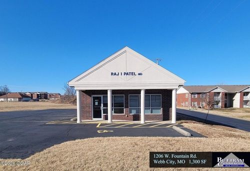 1206 W Fountain Rd, Webb City, MO, 64870-3206 | Card Image