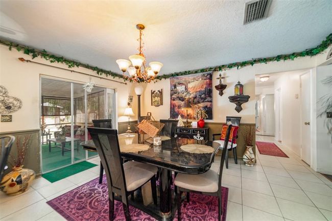 1539 Highcrest Circle, House other with 3 bedrooms, 2 bathrooms and null parking in Valrico FL | Image 15