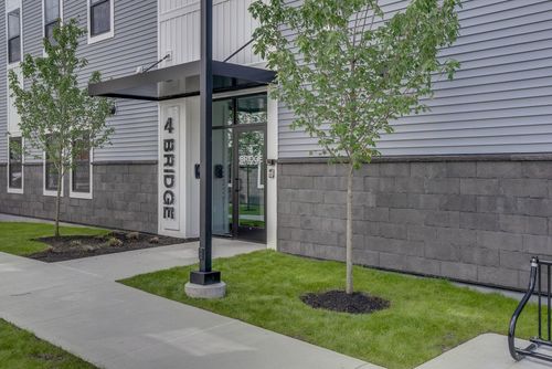 101-6 Bridge Street, Nashua, NH, 03060 | Card Image