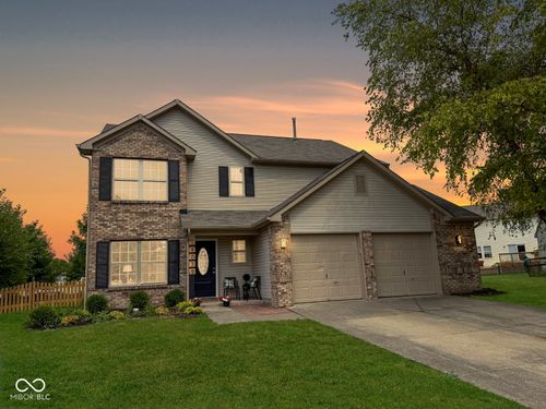 14079 Woodlark Dr, Fishers, IN, 46038-4524 | Card Image