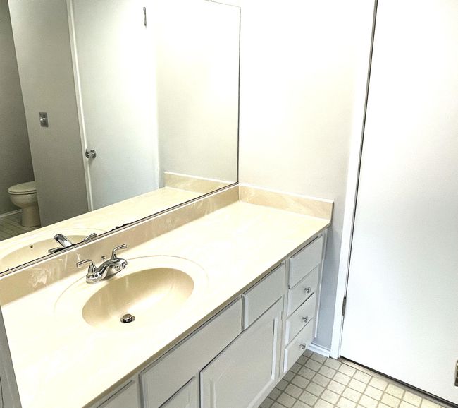 2165 Pauline Ct, Condo with 2 bedrooms, 2 bathrooms and null parking in Ann Arbor MI | Image 18