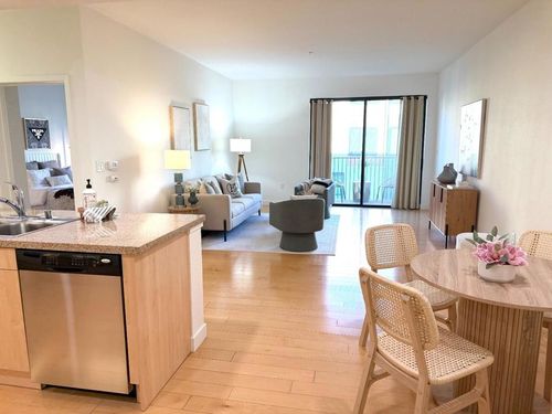 3152-88 Bush Street, San Jose, CA, 95126 | Card Image