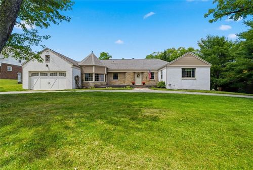 1017 E Beau St, Washington, PA, 15301-2926 | Card Image