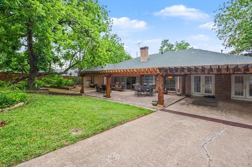 14140 Hillcrest Rd, Dallas, TX, 75254-8623 | Card Image