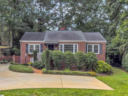 136 Augusta Ct, Greenville, SC, 29605-1915 | Card Image