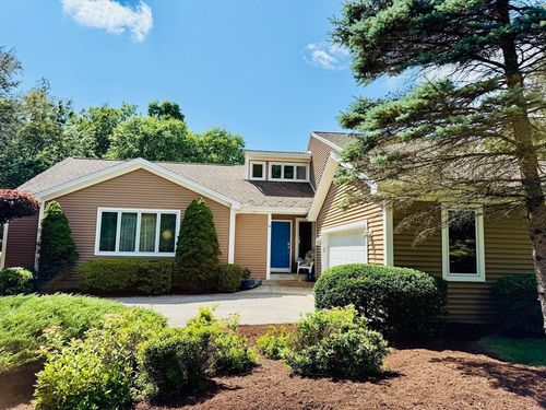 54 Shoreline Dr, Ware, MA, 01082-9499 | Card Image
