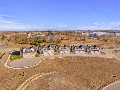 17792 W 96th St, Lenexa, KS, 66219 | Card Image