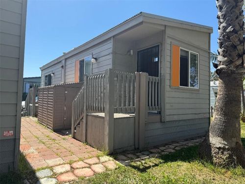 spc-75-1930 Stewart St, Santa Monica, CA, 90404-5193 | Card Image