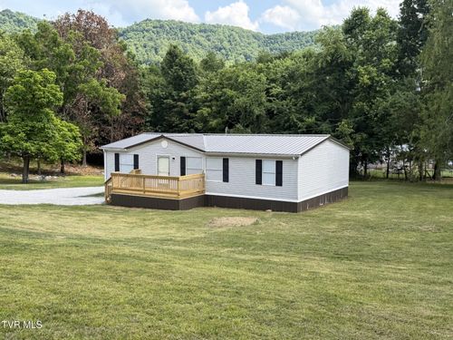345 Us Highway 421, Pennington Gap, VA, 24277-7657 | Card Image