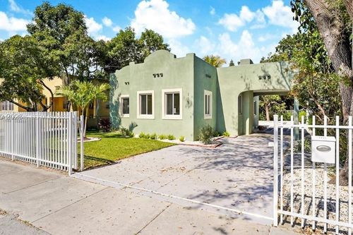 1139 Nw 37th St, Miami, FL, 33127-3018 | Card Image
