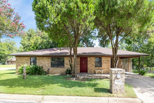 1201 E Alamo St, Brenham, TX, 77833-3821 | Card Image