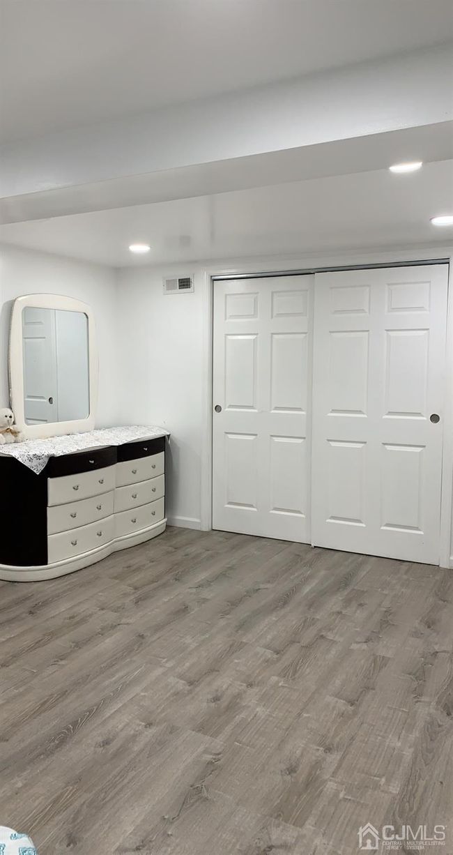 12 Kurdyla Avenue, Sold in Carteret Zoocasa