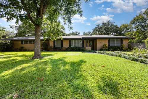 542 Forrest Ln, Corsicana, TX, 75110-1872 | Card Image