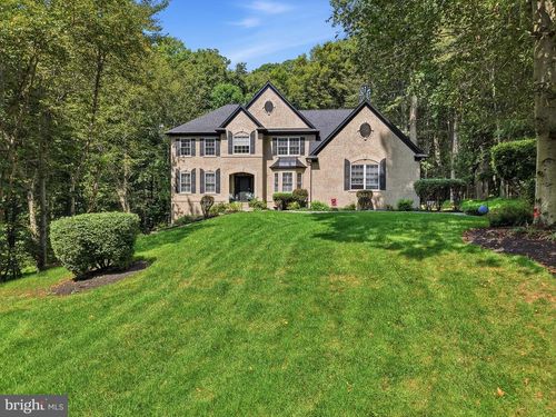 101 Pyles Mountain Ln, AVONDALE, PA, 19311-9635 | Card Image
