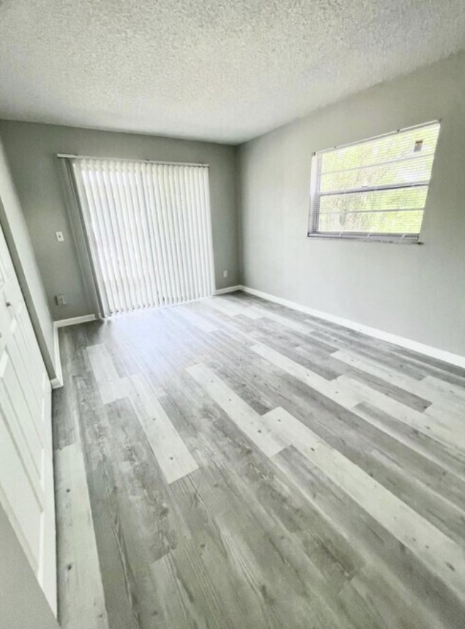 Residential Lease in Vero Beach 4