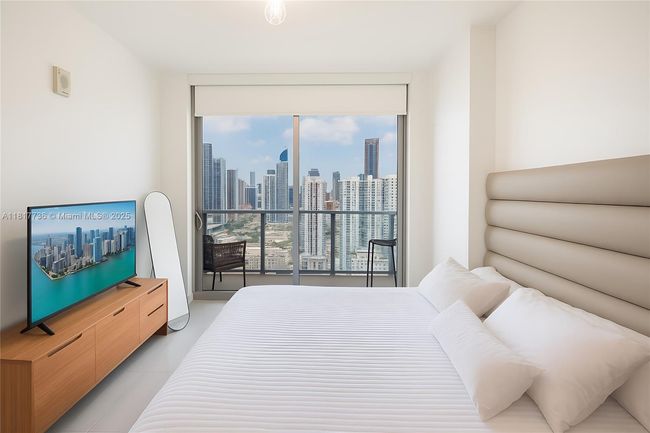 APT-3008 - 1600 Ne 1 St Ave, Condo with 2 bedrooms, 2 bathrooms and null parking in Miami FL | Image 8