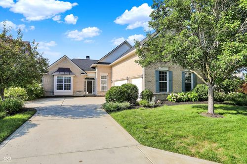15326 Mission Hills Dr, Carmel, IN, 46033-8180 | Card Image