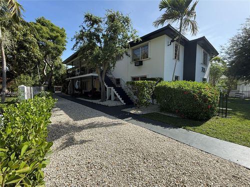 apt-2-705 Ne 92nd St, Miami Shores, FL, 33138-2960 | Card Image
