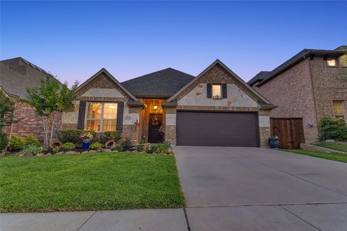 4512 Seventeen Lakes Ct, Roanoke, TX, 76262-3741 | Card Image