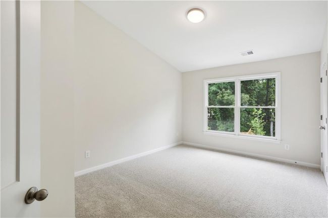 5817 Creek Indian Dr, House other with 5 bedrooms, 3 bathrooms and null parking in Buford GA | Image 14