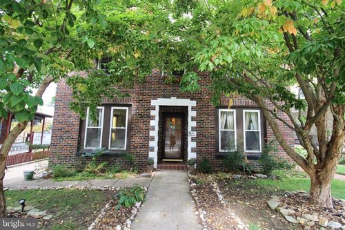 311 E Main St, SCHUYLKILL HAVEN, PA, 17972-1308 | Card Image