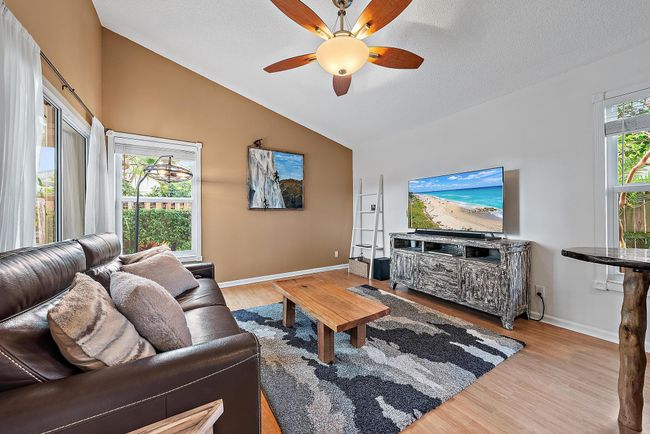 6238 Dania St, House other with 3 bedrooms, 2 bathrooms and null parking in Jupiter FL | Image 5