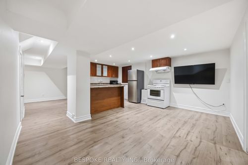 bsmt-54 Mcinnes Cres, Scarborough, ON, M1B5E8 | Card Image