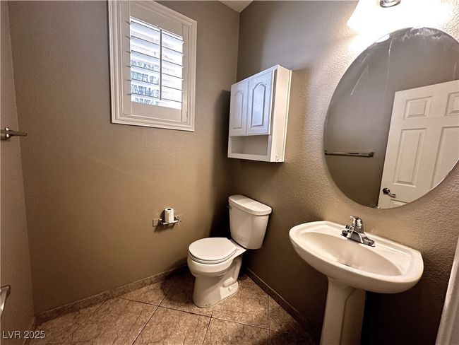 583 Siciliano St, House other with 3 bedrooms, 3 bathrooms and null parking in Las Vegas NV | Image 8