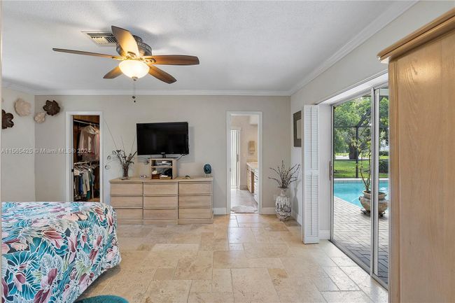 16715 Sw 80th Ave, House other with 4 bedrooms, 3 bathrooms and null parking in Palmetto Bay FL | Image 16