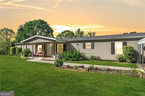 1575 Davis Rd W, Fairmount, GA, 30139-4125 | Card Image