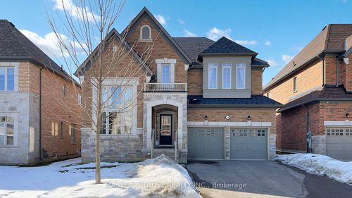 68 Alf Neely Way, Newmarket, ON, L3Y0C6 | Card Image