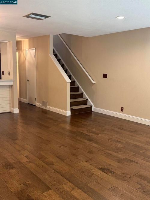 13 Oak Brook Pl, Pleasant Hill, CA, 94523-2051 | Card Image