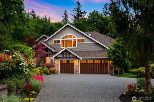 5370 228th Ave Se, Issaquah, WA, 98029-9202 | Card Image