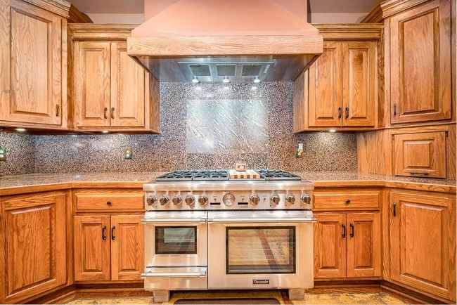 1605 Washington St, House other with 6 bedrooms, 5 bathrooms and null parking in Tonganoxie KS | Image 12