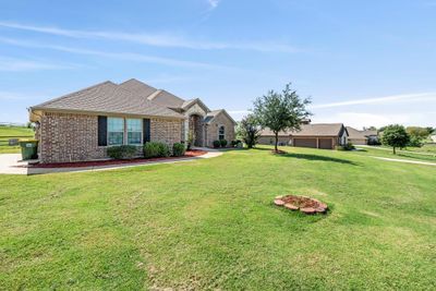 6948 Katie Corral Drive, House other with 4 bedrooms, 3 bathrooms and null parking in Benbrook TX | Image 2