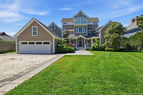 255 Asharoken Ave, Northport, NY, 11768-1120 | Card Image