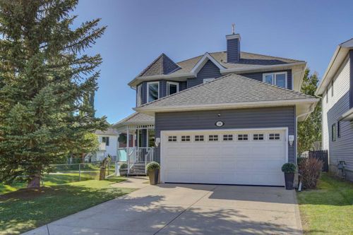 19 Woodside Cres Nw, Airdrie, AB, T4B2G8 | Card Image