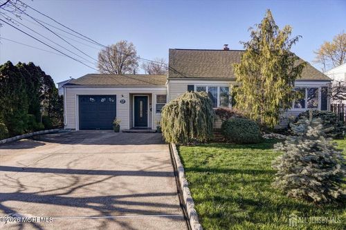 57 Duley Ave, Edison, NJ, 08817-3572 | Card Image