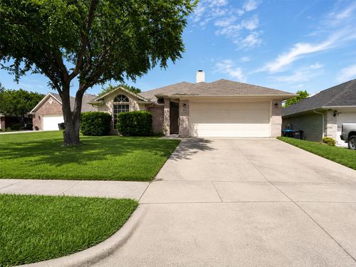 4857 Eagle Trace Dr, Fort Worth, TX, 76244-7924 | Card Image