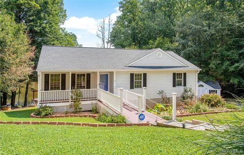 2103 Lakeview Dr, Powhatan, VA, 23139-6133 | Card Image