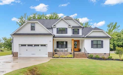 257 Hampshire Ct, Four Oaks, NC, 27524-6131 | Card Image