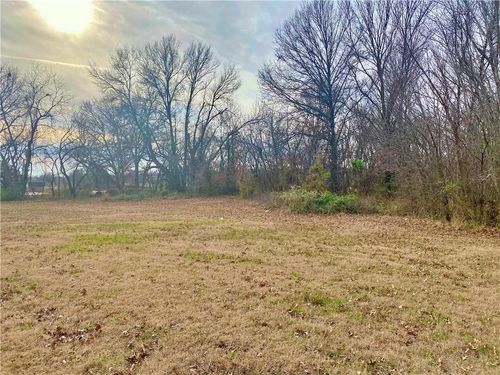 501 Canterbury Rd, Pittsburg, KS, 66762-3591 | Card Image