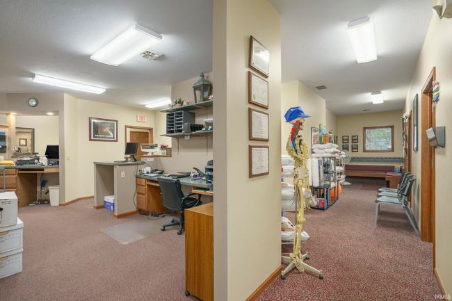 909 Linway Dr, Home with 0 bedrooms, 3 bathrooms and 30 parking in Goshen IN | Image 11