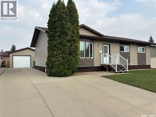 5 Blackwell Cres, Yorkton, SK, S3N3Y4 | Card Image