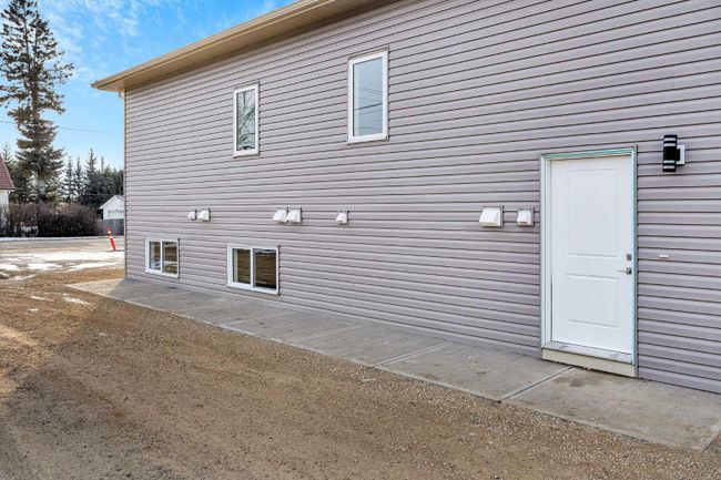 2013 16 Avenue, Home with 5 bedrooms, 3 bathrooms and 3 parking in Didsbury AB | Image 21
