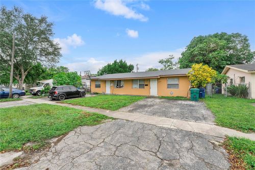 5620 Nw 14th Ct, Lauderhill, FL, 33313-6257 | Card Image