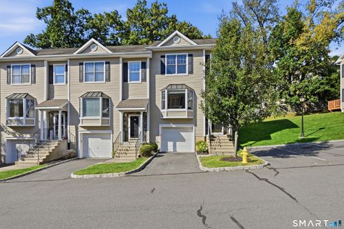 1501-15 Scuppo Road, Danbury, CT, 06811 | Card Image