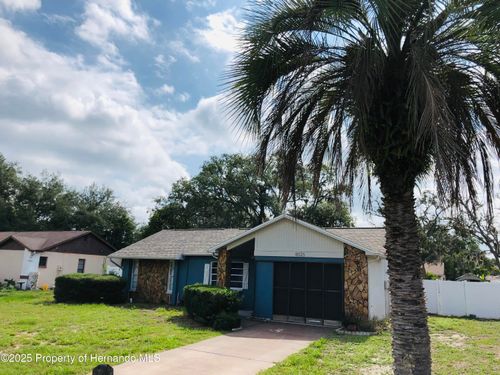 8023 Wooden Dr, SPRING HILL, FL, 34606-6802 | Card Image