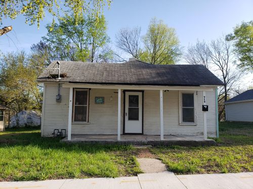 712 Pool Rd, Joplin, MO, 64801-2161 | Card Image