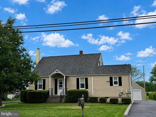 11205 Hessong Bridge Rd, Thurmont, MD, 21788-2814 | Card Image